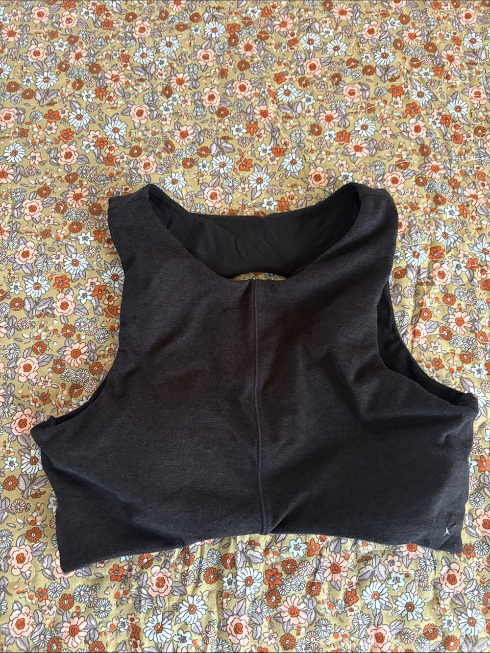 Small p’tula high neck sports bra gray